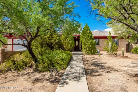 4600 N Rio Vista Dr, Tucson, AZ 85749