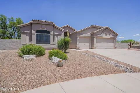881 E Bentwater Pl, Oro Valley, AZ 85755