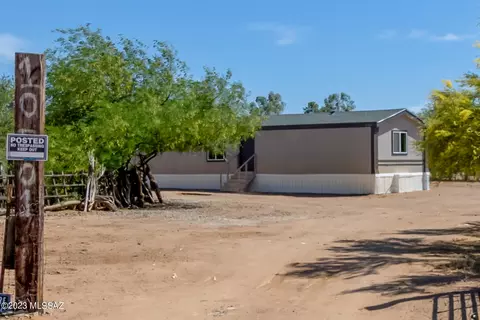 10501 W Mars Rd, Tucson, AZ 85743