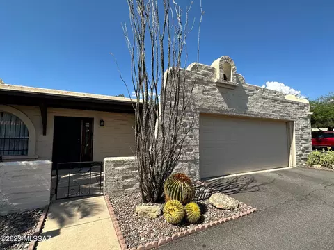 285 S Kolb Rd #33, Tucson, AZ 85710