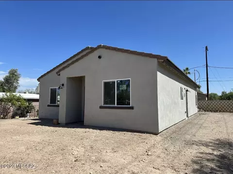 2871 W Bird Rd, Tucson, AZ 85746