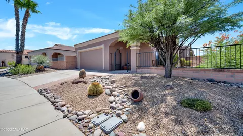 1865 W Placita De Diciembre, Green Valley, AZ 85622