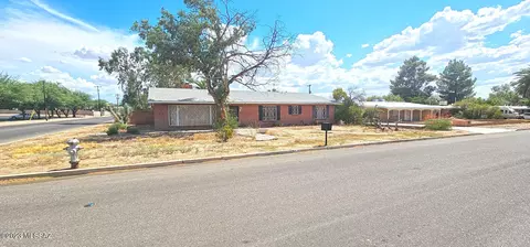 5374 E 4th St, Tucson, AZ 85711