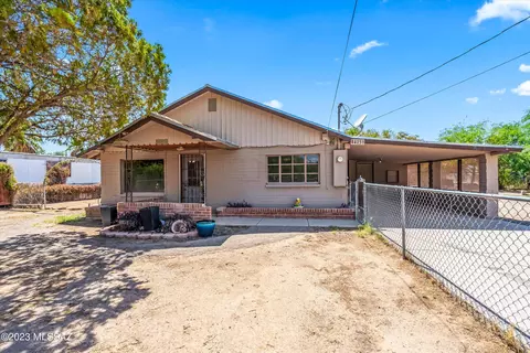 4251 N Idaho Ln, Tucson, AZ 85705