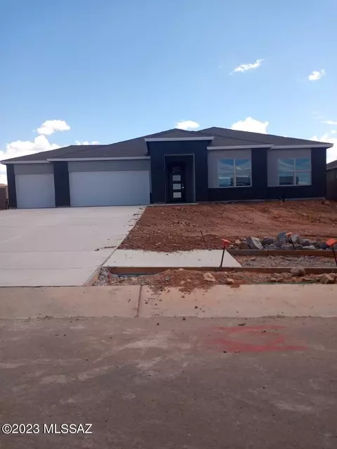 515 W Lexington St, Vail, AZ 85641