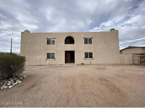 902 N Belvedere Ave, Tucson, AZ 85711