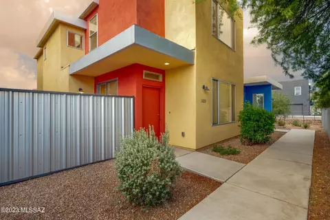 3059 N Score Dr, Tucson, AZ 85719