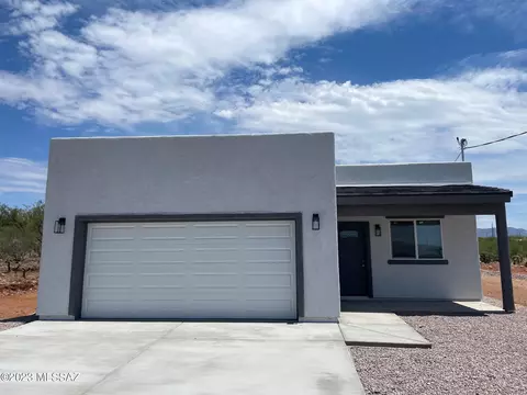 1817 Via Nueva Zelandia, Rio Rico, AZ 85648