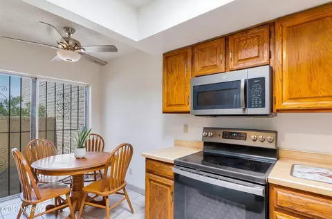 7835 E 4th St, Tucson, AZ 85710 photo 6