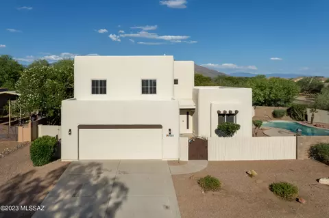 9202 N Camino Del Fierro, Tucson, AZ 85742