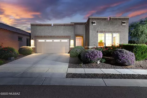 195 E Twintip Pl, Oro Valley, AZ 85755