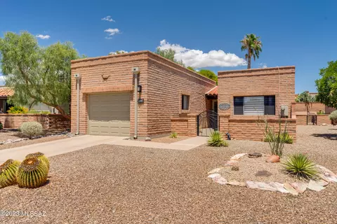 1622 W Agave Ln, Green Valley, AZ 85622