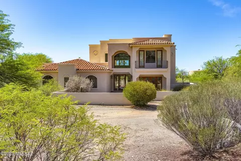 5366 E Gleneagles Dr, Tucson, AZ 85718