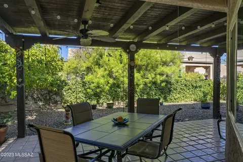 10420 E Wishbone Dr, Tucson, AZ 85748