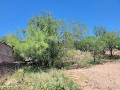 222 W Kino St, Nogales, AZ 85621