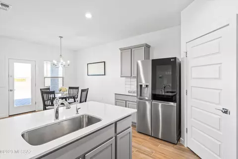 11112 S Weismann Dr, Vail, AZ 85641 photo 10