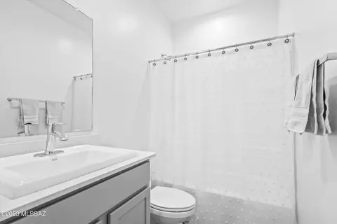 11112 S Weismann Dr, Vail, AZ 85641 photo 16