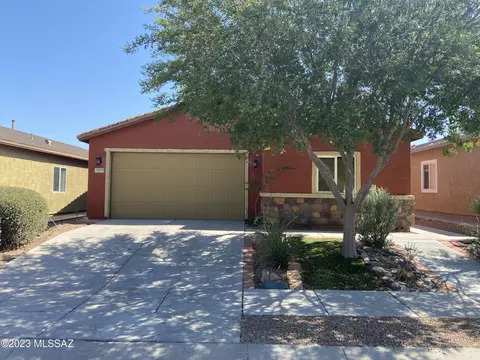 5069 E Kittentails Dr, Tucson, AZ 85756