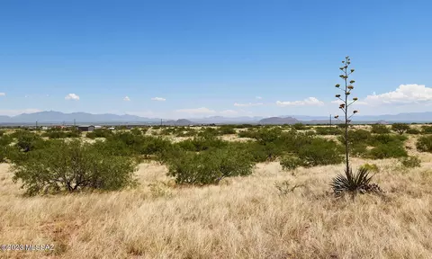 w eagle wings road, Pearce, AZ 85625 photo 13