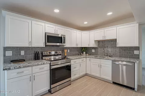 7550 E Stella Rd, Tucson, AZ 85730 photo 14