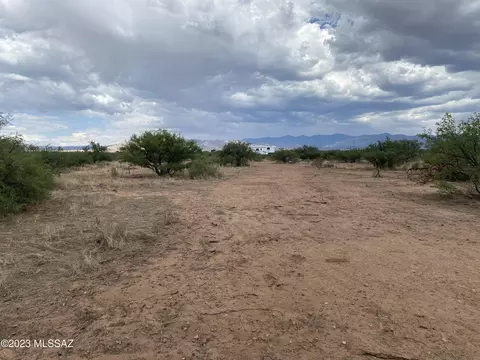 5 S Acres S Los Gatos Rd, Pearce, AZ 85625