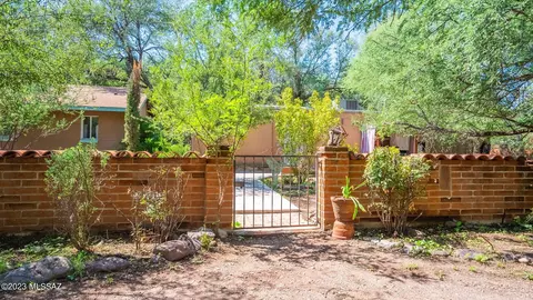 23 Calle Iglesia, Tubac, AZ 85646
