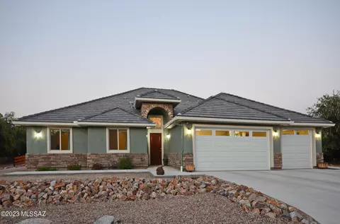1958 N Tanque Verde Loop Rd, Tucson, AZ 85749