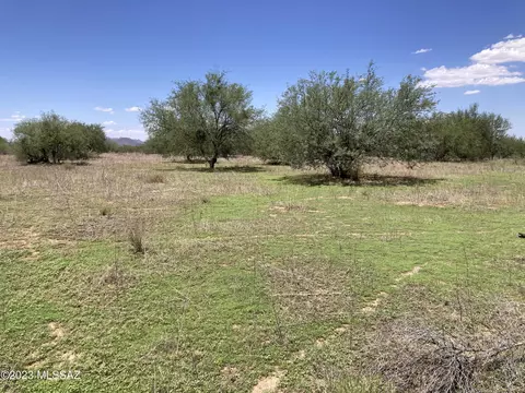 17200 W Saddle Trl, Marana, AZ 85653