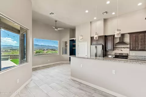 13460 S Sundown Ranch Rd, Vail, AZ 85641 photo 9