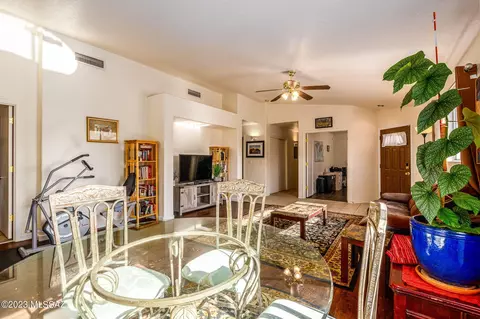 9483 E Bench Mark Loop, Tucson, AZ 85747 photo 7