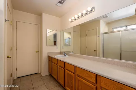 9483 E Bench Mark Loop, Tucson, AZ 85747 photo 14