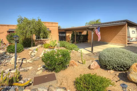 8163 N Madrid Dr, Tucson, AZ 85704
