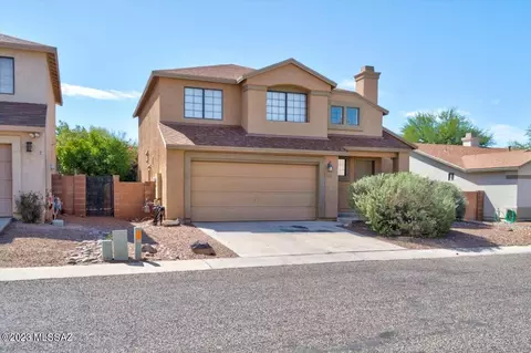 8506 N Winchester Creek Dr, Tucson, AZ 85742