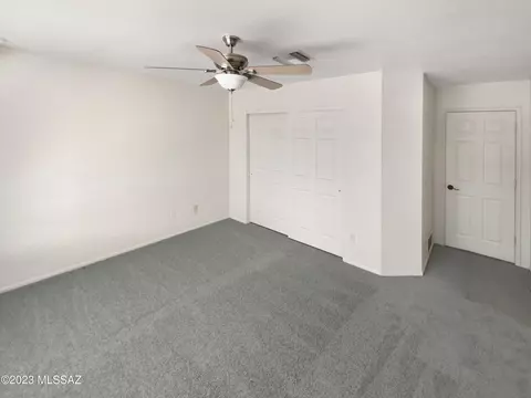 8979 N Eaglestone Loop, Tucson, AZ 85742 photo 17