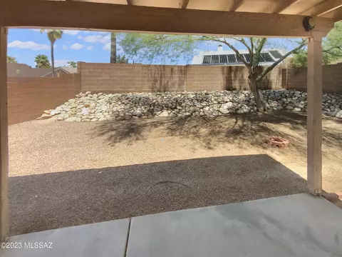 8979 N Eaglestone Loop, Tucson, AZ 85742 photo 19