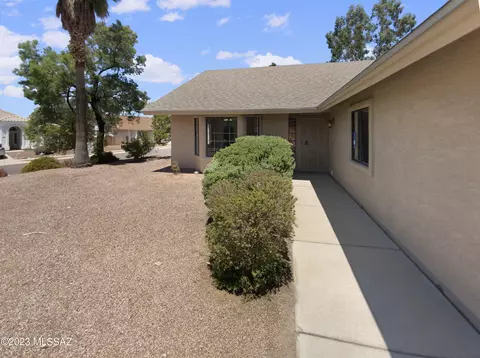 8979 N Eaglestone Loop, Tucson, AZ 85742 photo 6