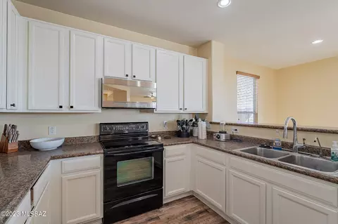 4836 E Desert Thorn Dr, Tucson, AZ 85756 photo 13