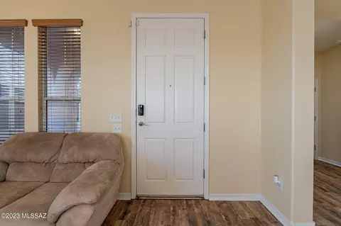 4836 E Desert Thorn Dr, Tucson, AZ 85756 photo 4