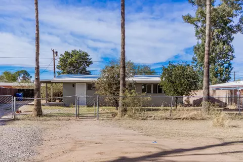 2122 S Mcfee Ave, Tucson, AZ 85713