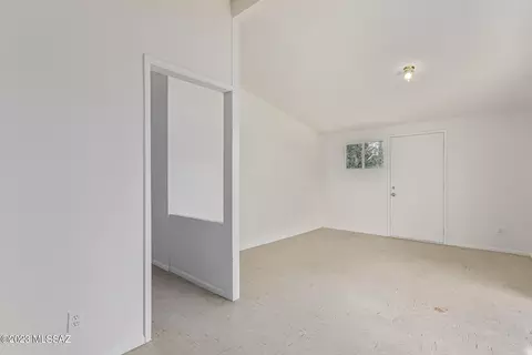 2122 S Mcfee Ave, Tucson, AZ 85713 photo 9