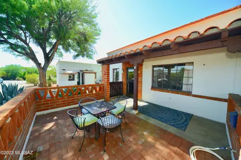 91 W Camino Alameda #A, Green Valley, AZ 85614