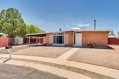 7258 E 29th St, Tucson, AZ 85710
