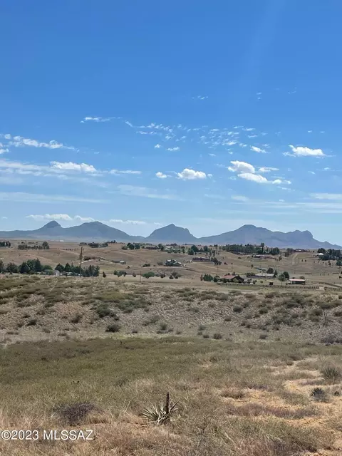 81 Cayuse Trl, Sonoita, AZ 85637