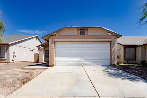 3056 W Calle Levante, Tucson, AZ 85746