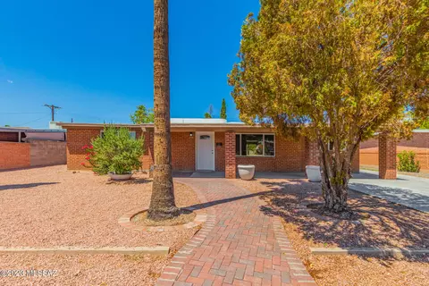4709 E Andrew St, Tucson, AZ 85711