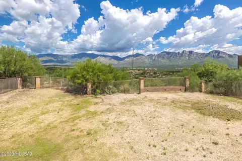 339 E Kezar Dr, Tucson, AZ 85755
