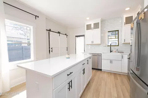 716 E Mabel St, Tucson, AZ 85719 photo 8