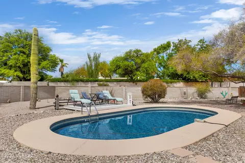 9042 E 5th St, Tucson, AZ 85710
