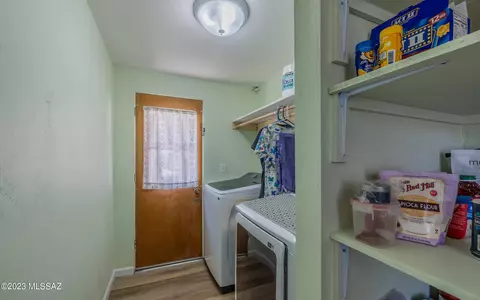 9461 E Deer Trl, Tucson, AZ 85710 photo 7