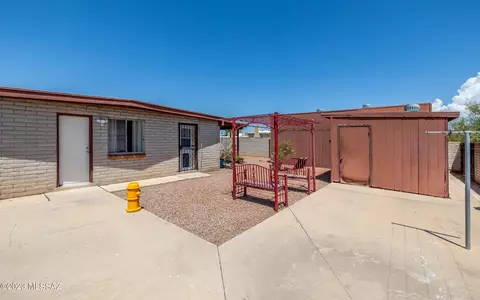 9461 E Deer Trl, Tucson, AZ 85710 photo 33